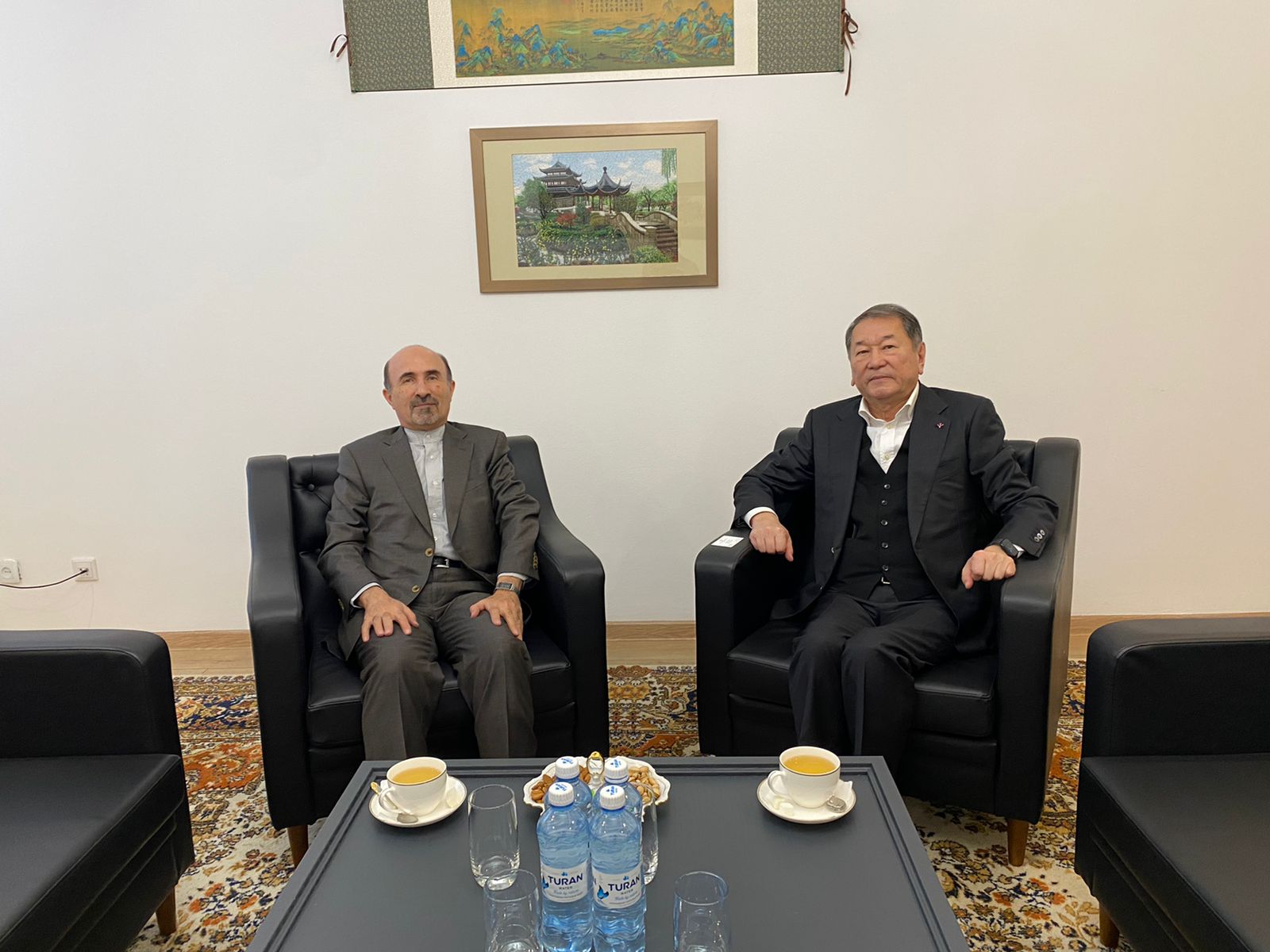 Встреча Председателя Правления ИВИ с Временным поверенным в делах Ирана в Казахстане